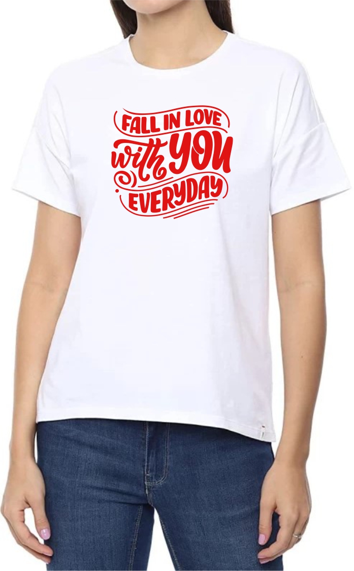 Fall In Love (RED) Round Neck Women White T-Shirt